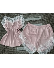 Referencia en seda italiana con encaje perfecta para tu dia
