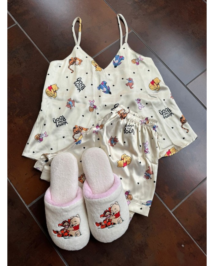 Elegante, cómoda y linda con pijamas AV